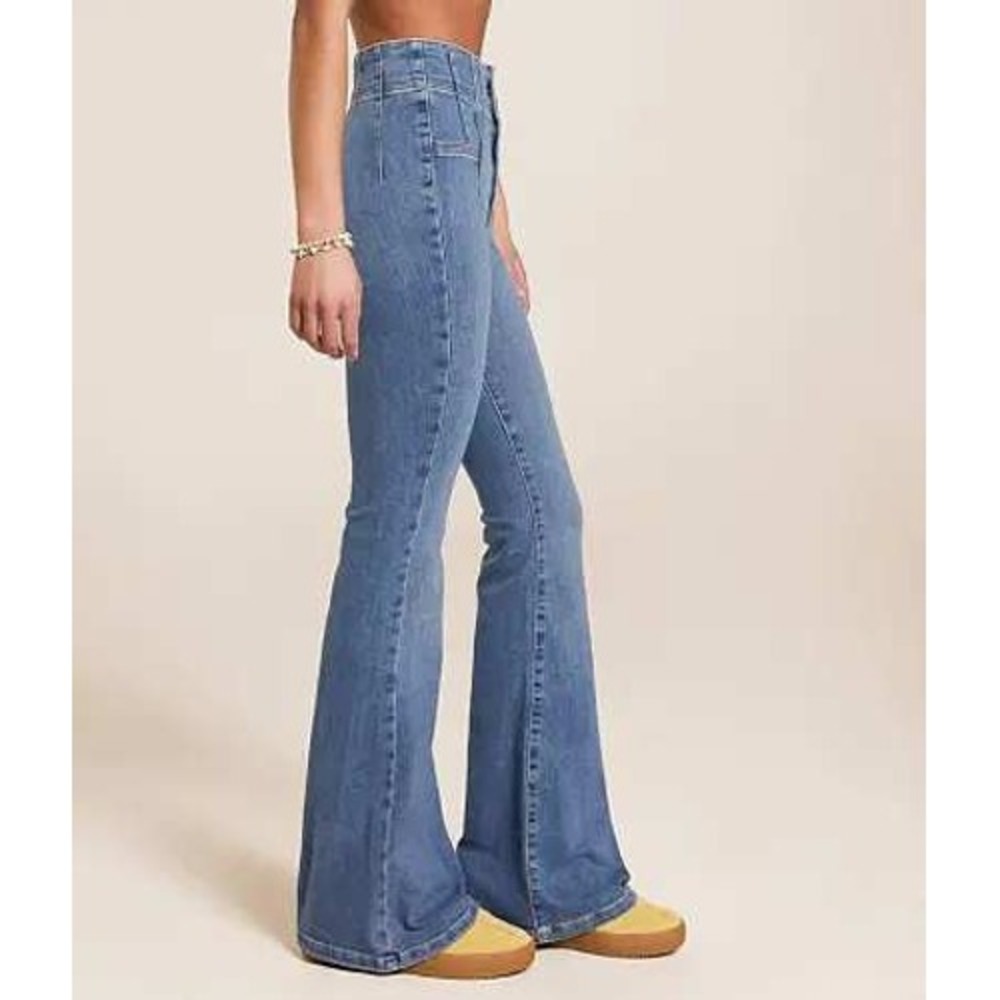 Free People We The‎ Free Jeans Womens 25x31 Jayde Flare Slim High Rise Raw Hem - Picture 3 of 16